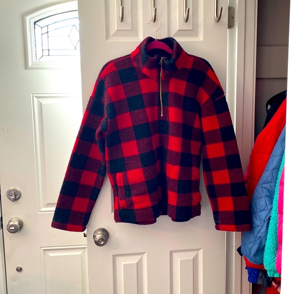 Old Navy Sweaters - Old Navy Red and Black Plaid Sweater